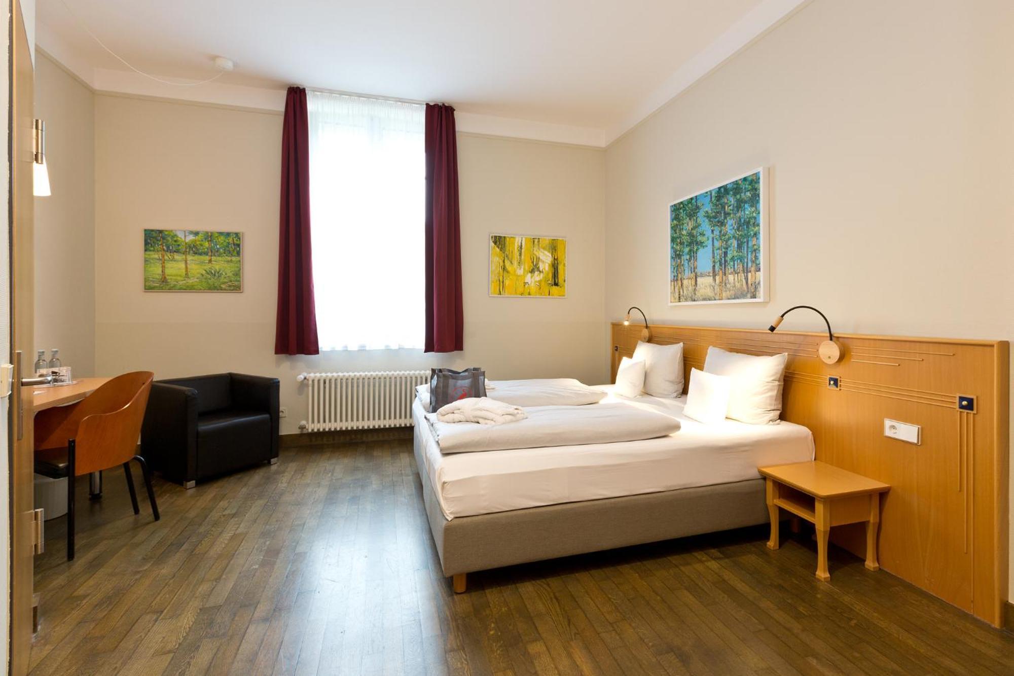 Spa Hotel Amsee Waren  Esterno foto